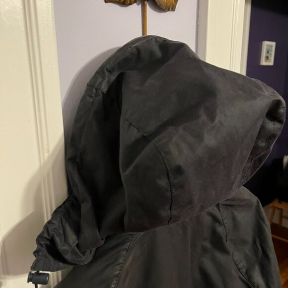 Barbour Beaufort Jacket, Size 40, Navy Blue, with Detachable Hood - Picture 9 of 9